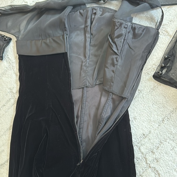 Black velvet with satin trim and bow:sheer front, back top and sleeves; size 6 - Picture 6 of 9